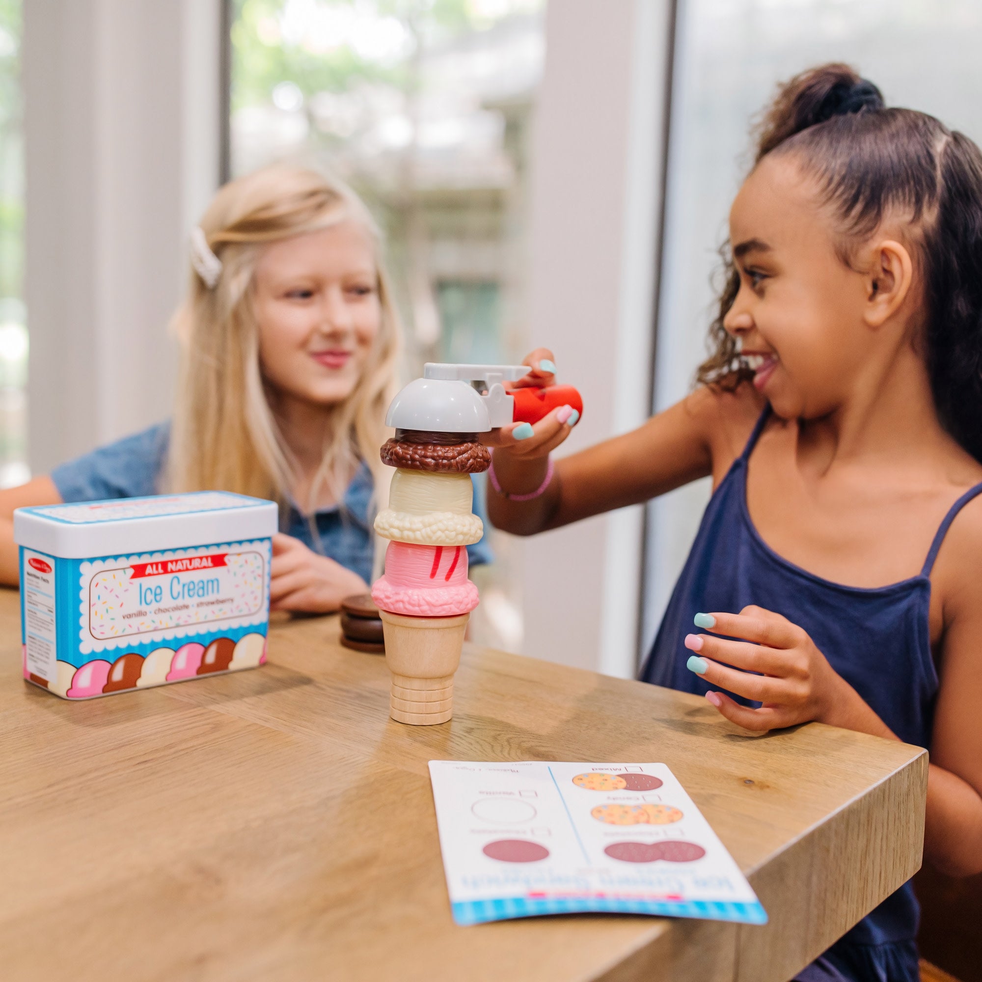 Scoops & Sandwiches Ice Cream Play Set - Image 2