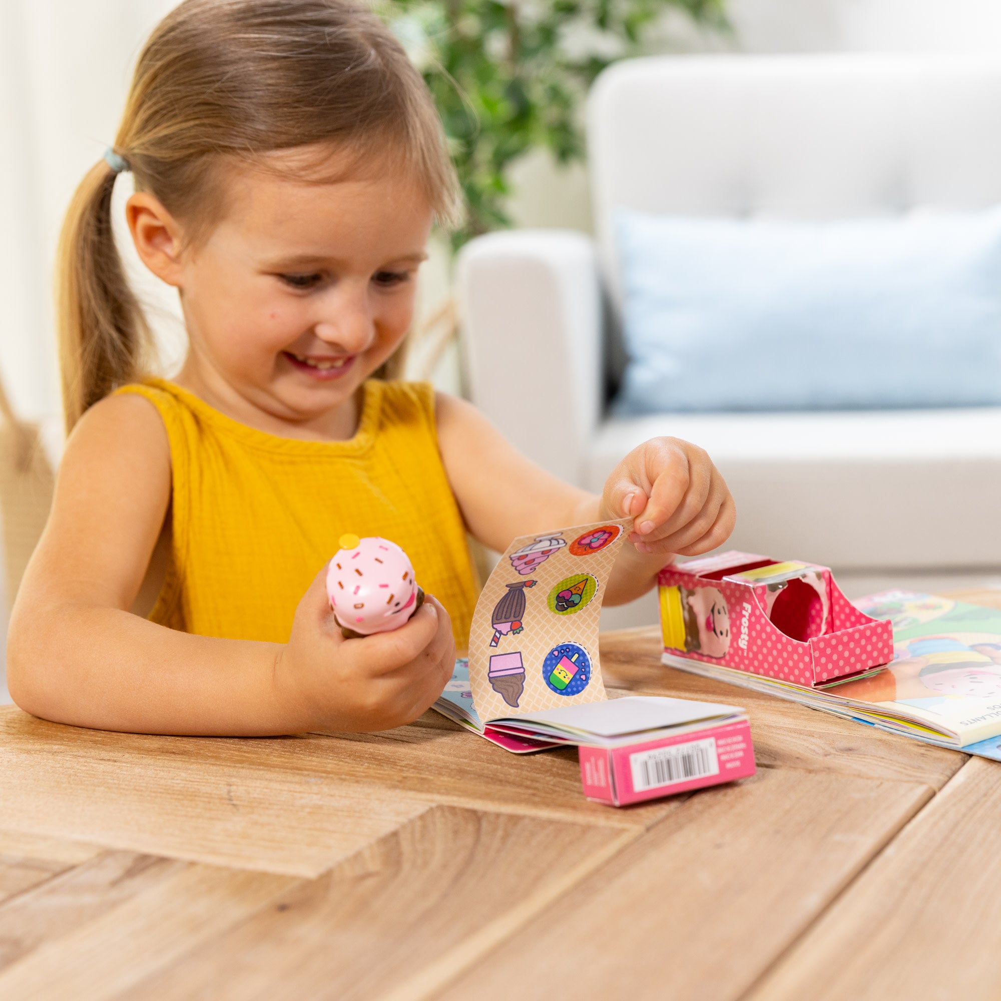 Sticker WOW!? Ice Cream Bundle: Activity Pad & Sticker Stamper + Mini Activity Pad and 200 Refill Stickers - Image 7