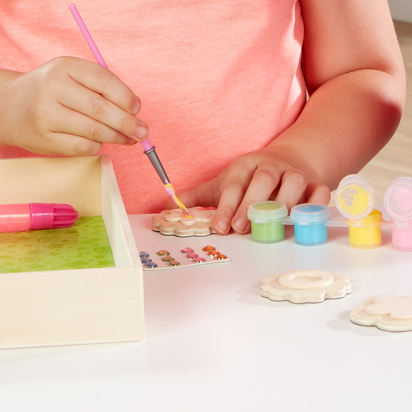 Created by Me! Flower Magnets Wooden Craft Kit - Image 6