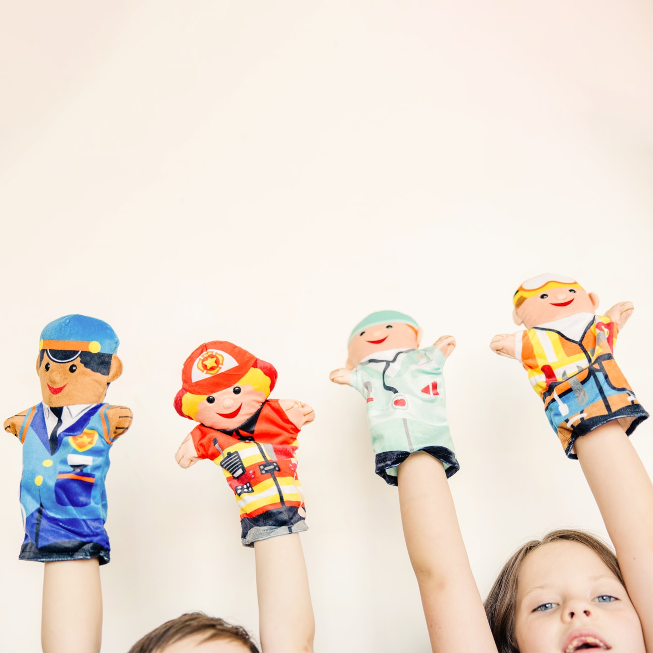 Jolly Helpers Hand Puppets - Image 8