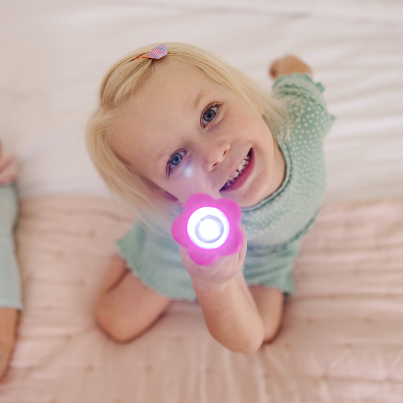Pretty Petals Flashlight - Image 6