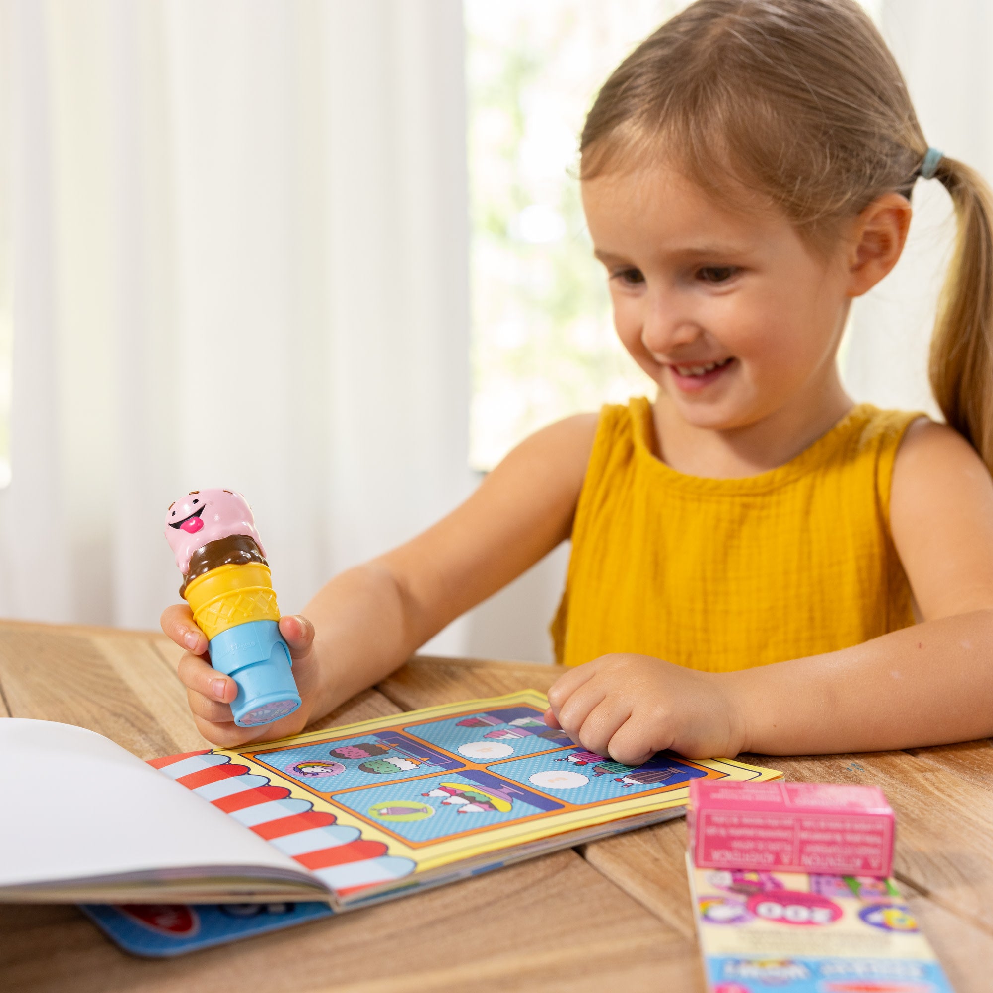 Sticker WOW!? Ice Cream Bundle: Activity Pad & Sticker Stamper + Mini Activity Pad and 200 Refill Stickers - Image 5